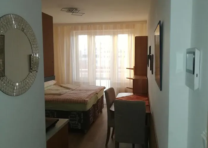 Daire Terrace Center